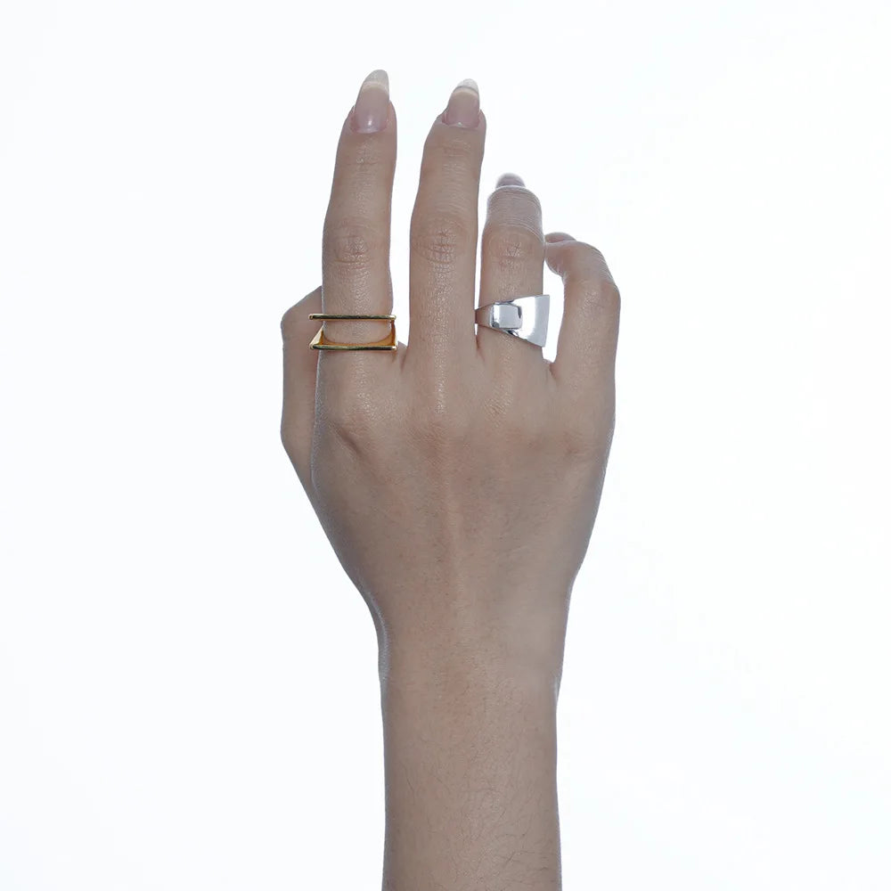Grosse bague pliée R1038