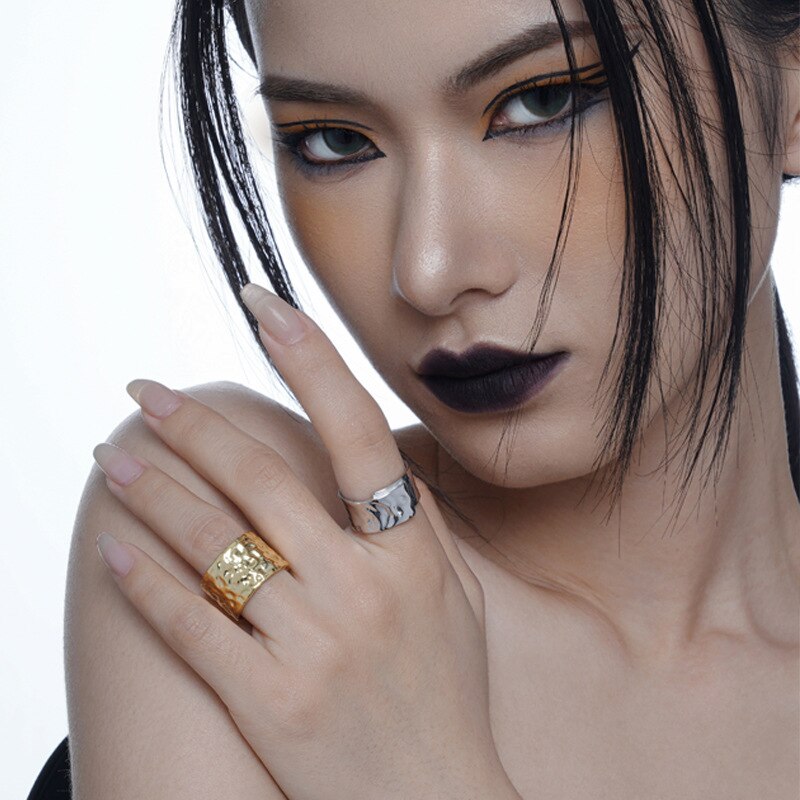 Bague épaisse texturée large R1037