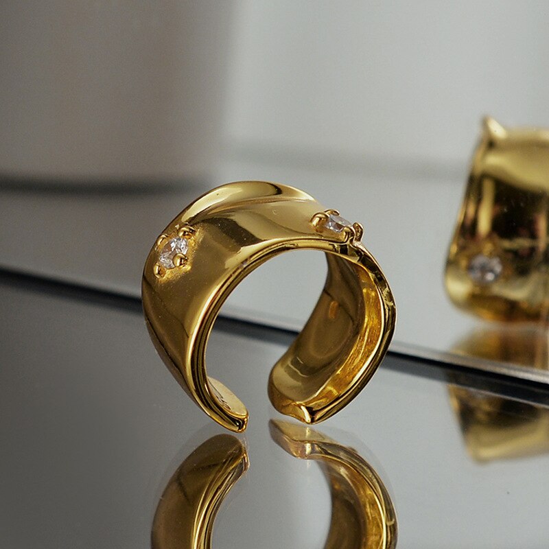 Boucles d'oreilles larges ondulées irrégulières E1056 1 pièce