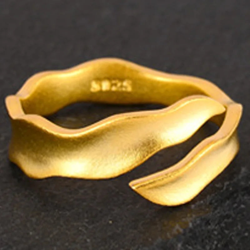 Bague minimaliste vague mate R116