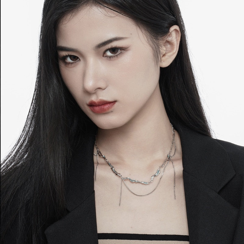 Collier irrégulier en émail texturé N1017