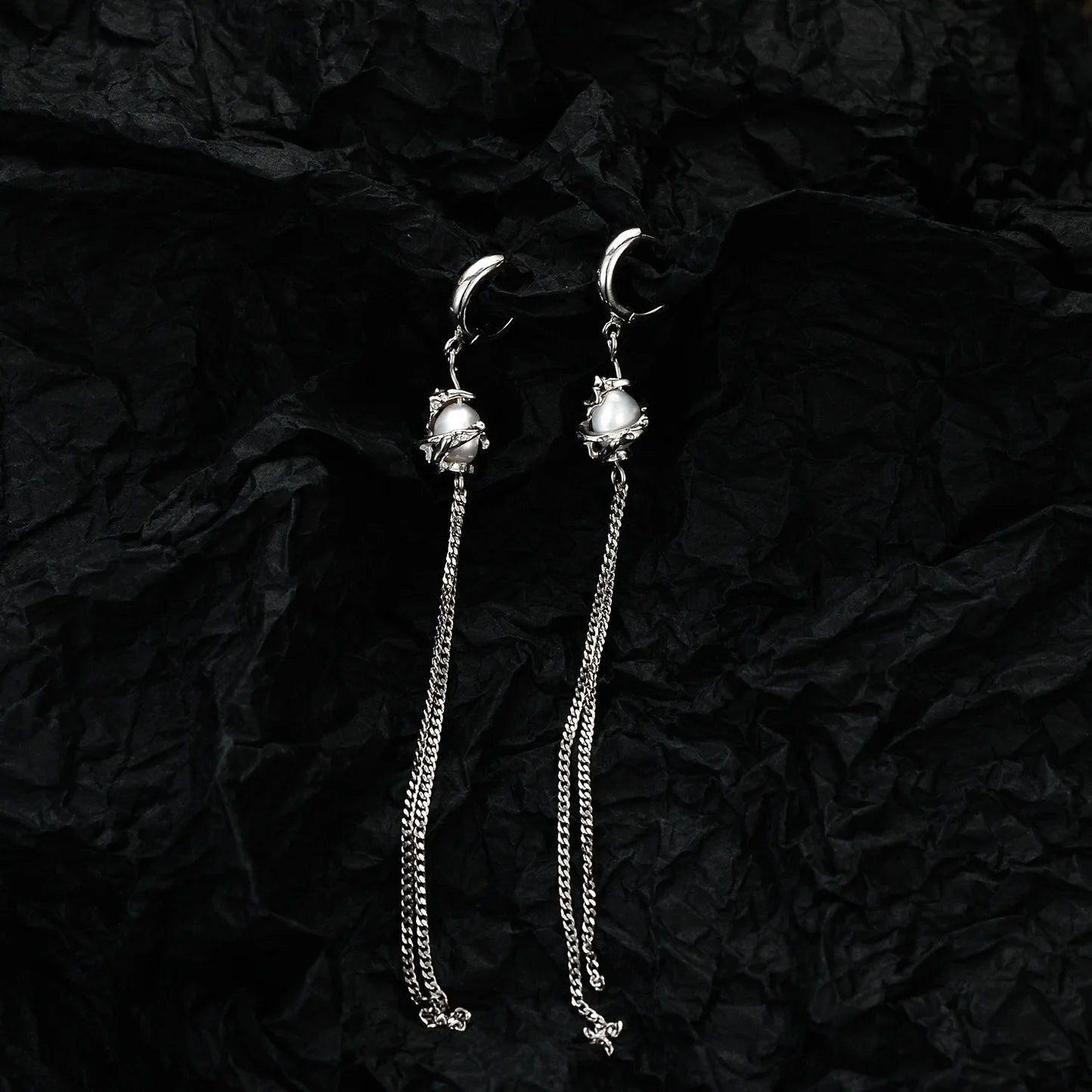 Boucle d'oreille à longue chaîne en perles baroques E1111, 1 pièce