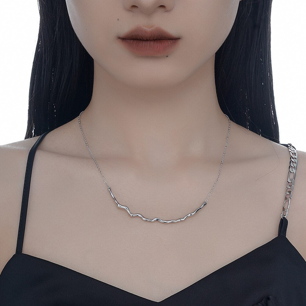 Collier en fil épais froissé N1030