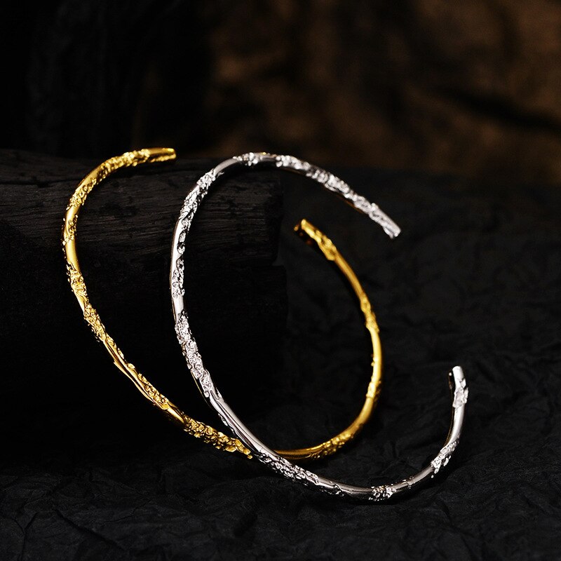 Bracelet en fil de texture froissé B1051