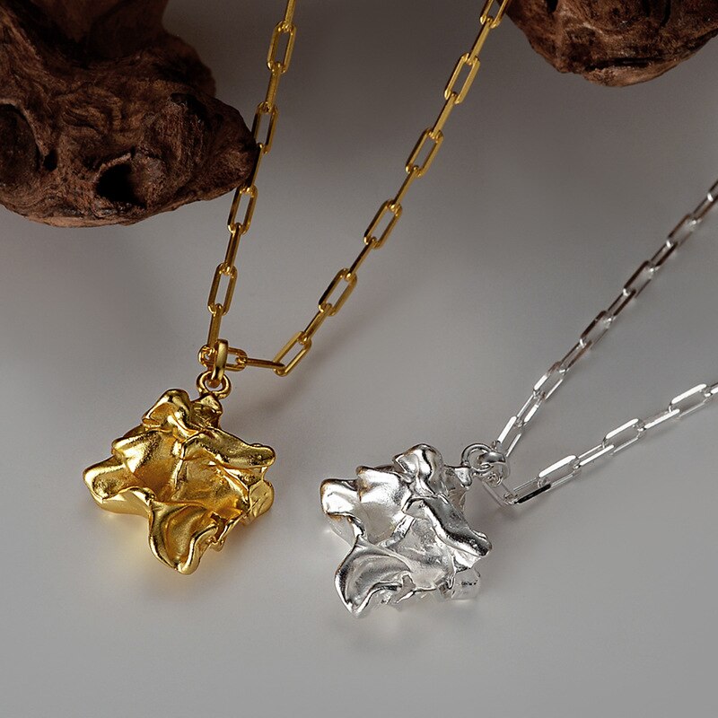 Collier à breloques froissé froissé N1021