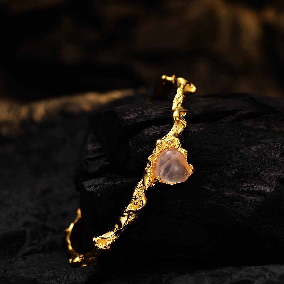 Bracelet ouvert froissé coeur agate B1050