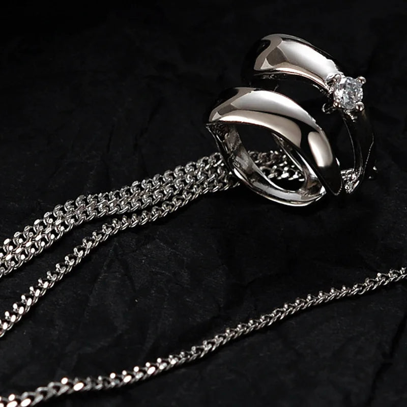 Boucle d'oreille originale à pompon long E1174, 1 pièce