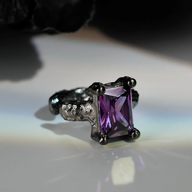 Bijou d'oreille texturé en CZ mat E1235, 1 pièce