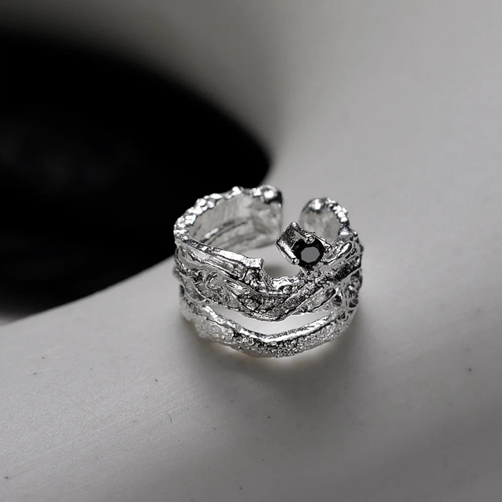 Boucle d'oreille originale texturée mate E1135, 1 pièce