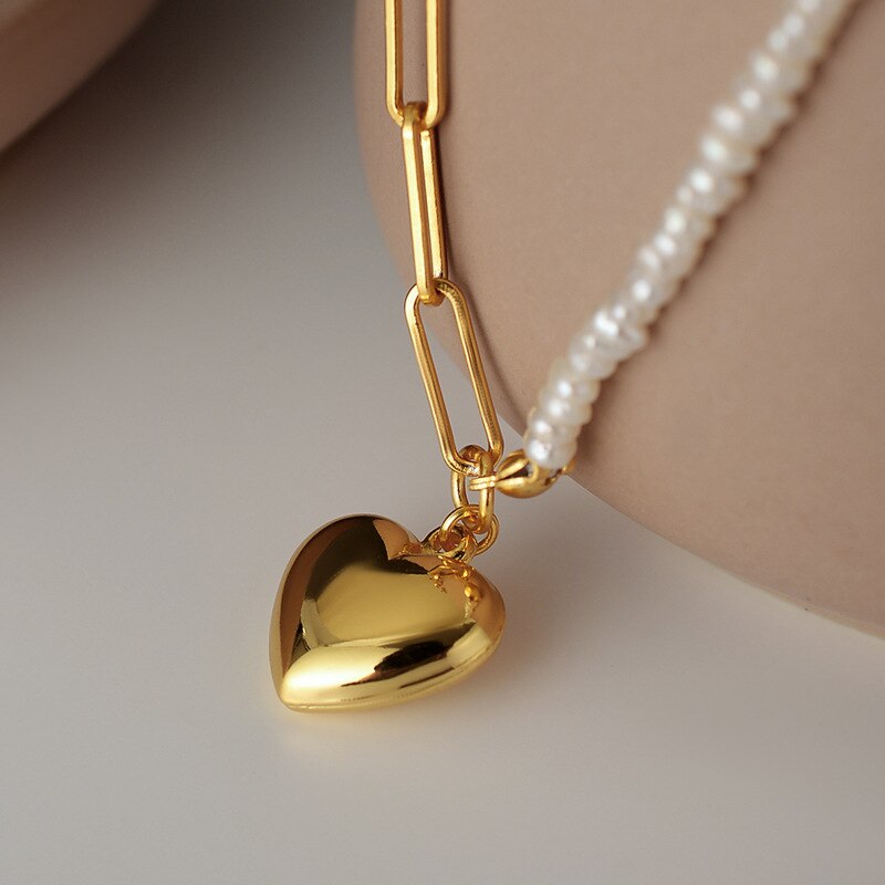 Pendentif coeur en perles baroques graines N1023