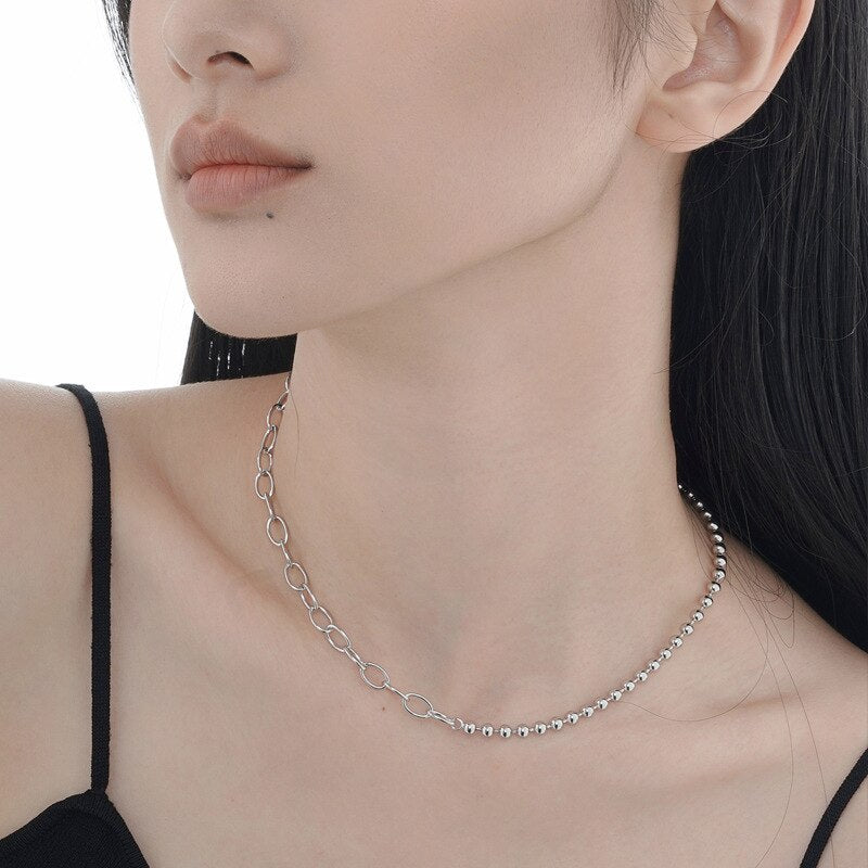 Collier chaîne torsadée à boules épaisses N1047