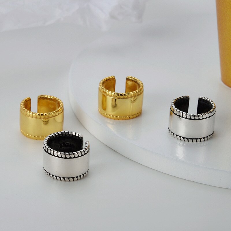 Poignets d'oreille à motif large E1101 1 pièce