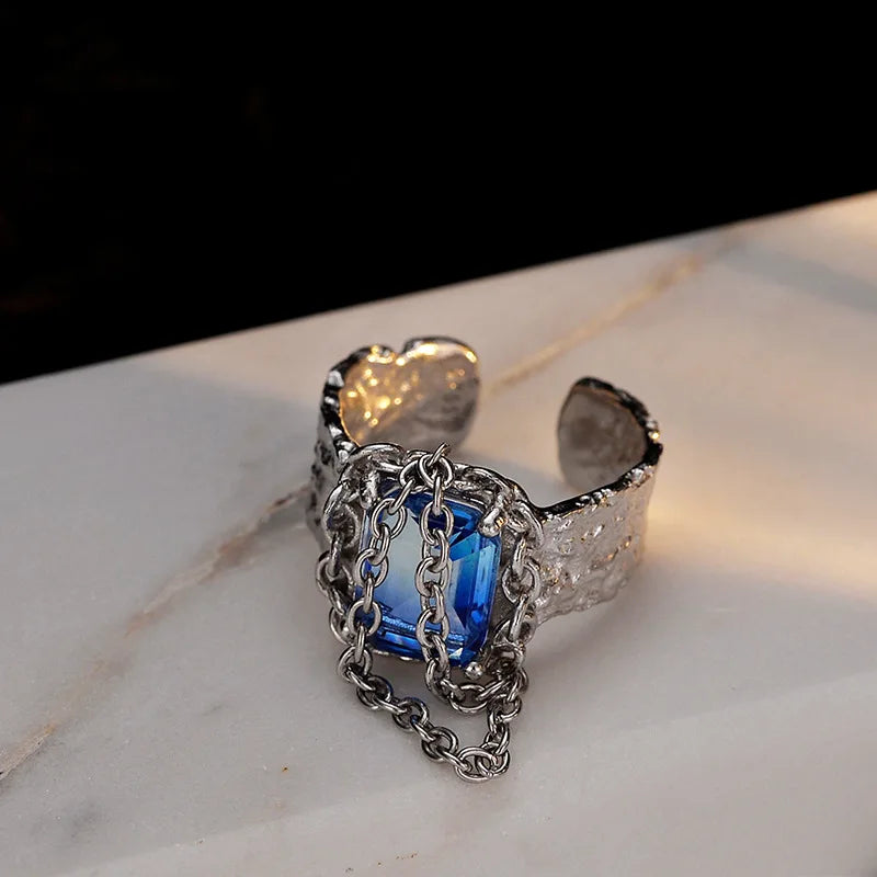 Bague épaisse enchaînée à pampilles R1211