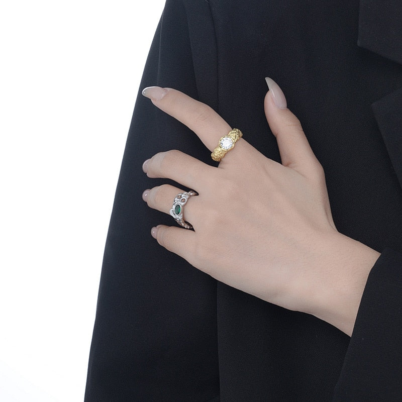 Anneau texturé d'écorce d'arbre R1270