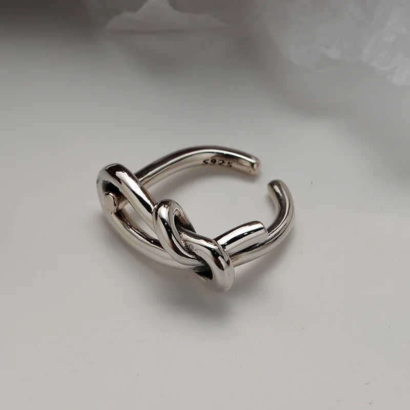 Bague Antique Noeud Filaire R164