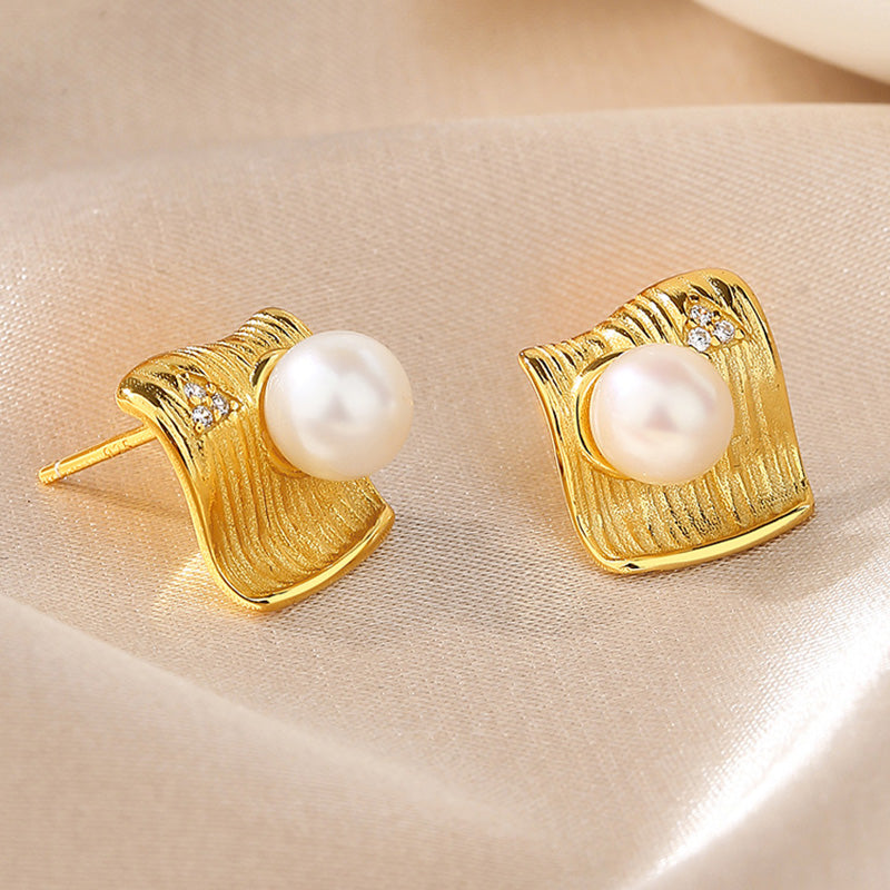 Boucles d'oreilles irrégulières en perles d'eau douce PE1015