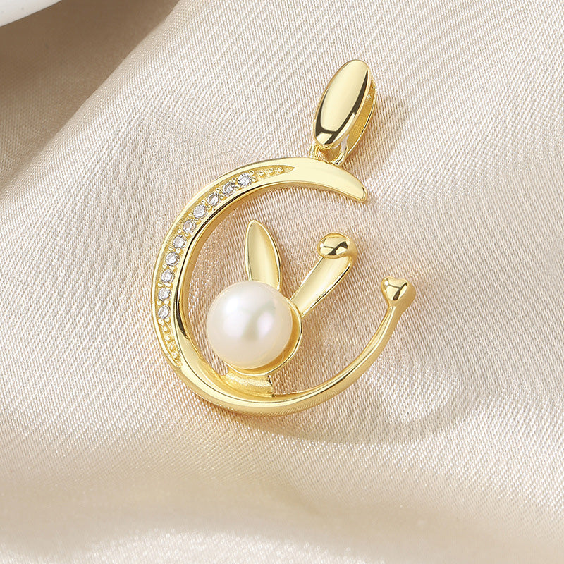 Pendentif lapin en perles d'eau douce uniquement PN1024