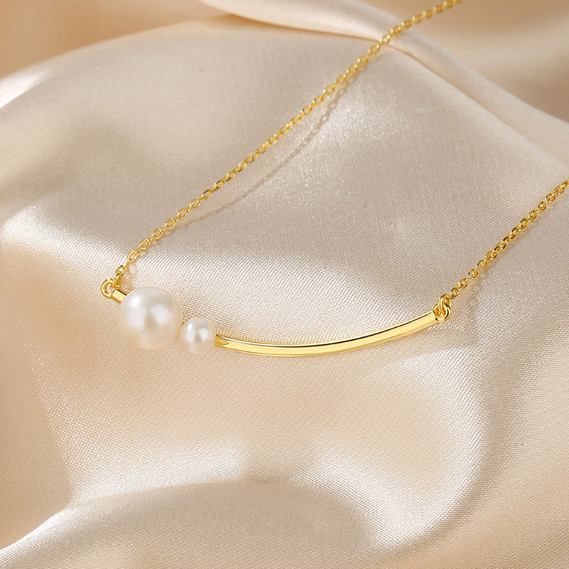 Boules de perles d’eau douce sur collier en fil PN1004