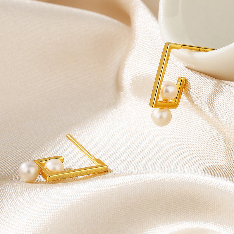 Boucles d'oreilles filaires en perles d'eau douce PE1011