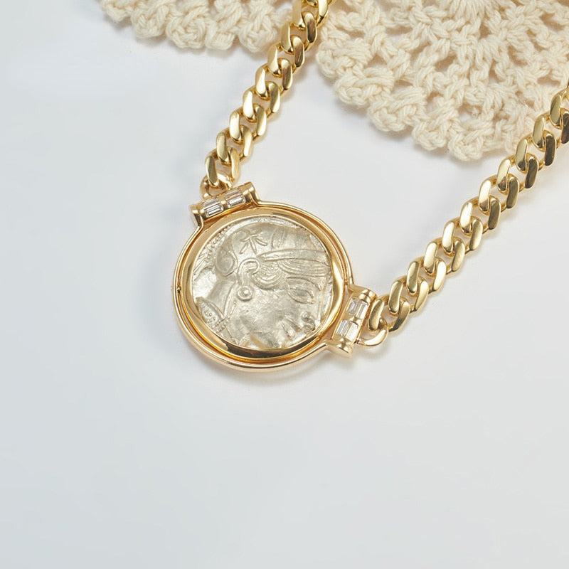 Collier réversible de pièce d’Athéna byzantine