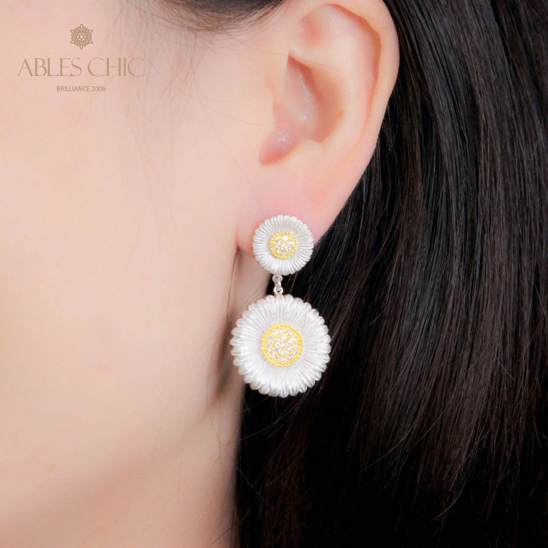 Boucles d'oreilles pendantes marguerite soyeuse 5301