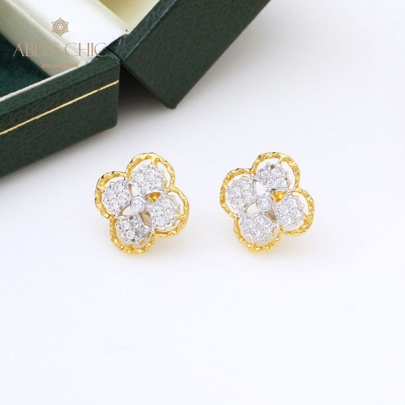 Boucles d'oreilles à tige florales prune 5400