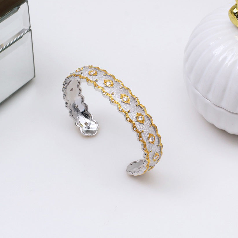 Bracelet Fretworks en Tissu Soyeux 5433