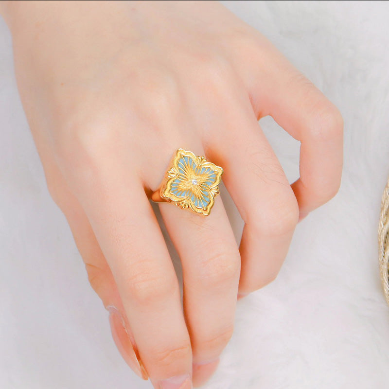 Bague Trèfle à Fretwork Dense 5360