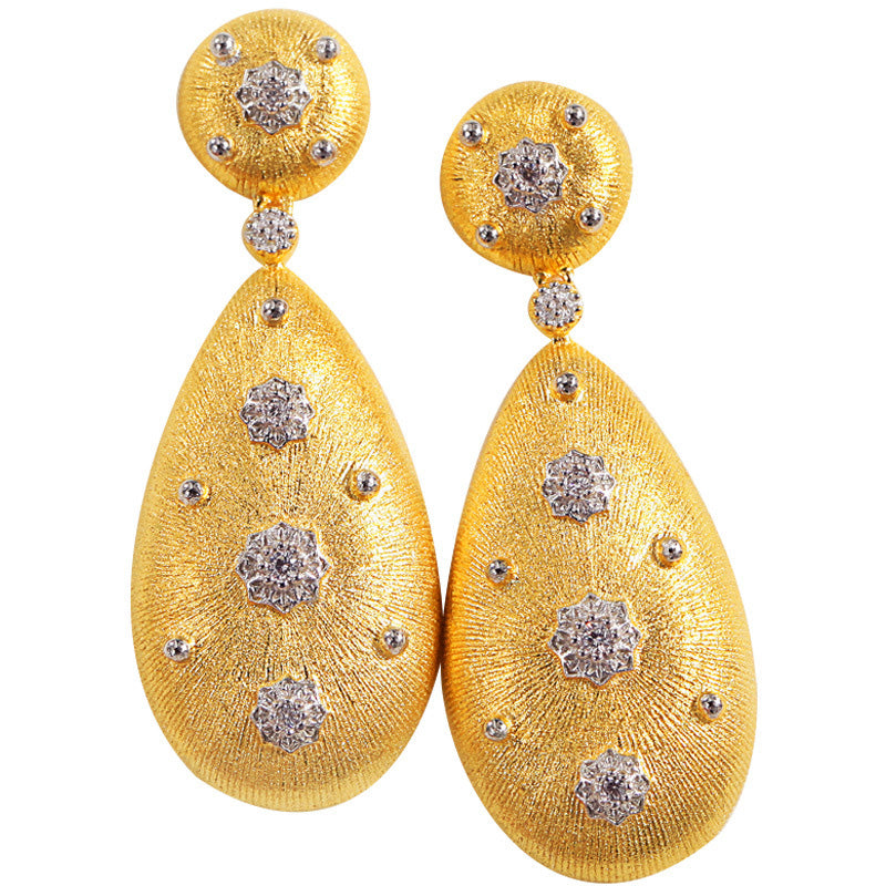 Boucles d'oreilles étoilées en forme de larme soyeuse 5050