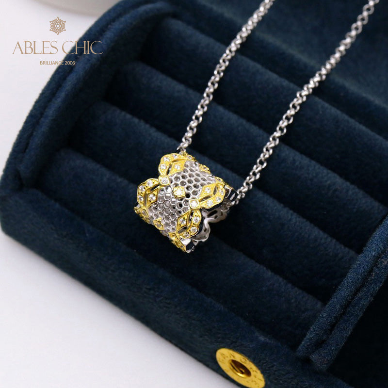 Collier pendentif en filigrane de dentelle 5575