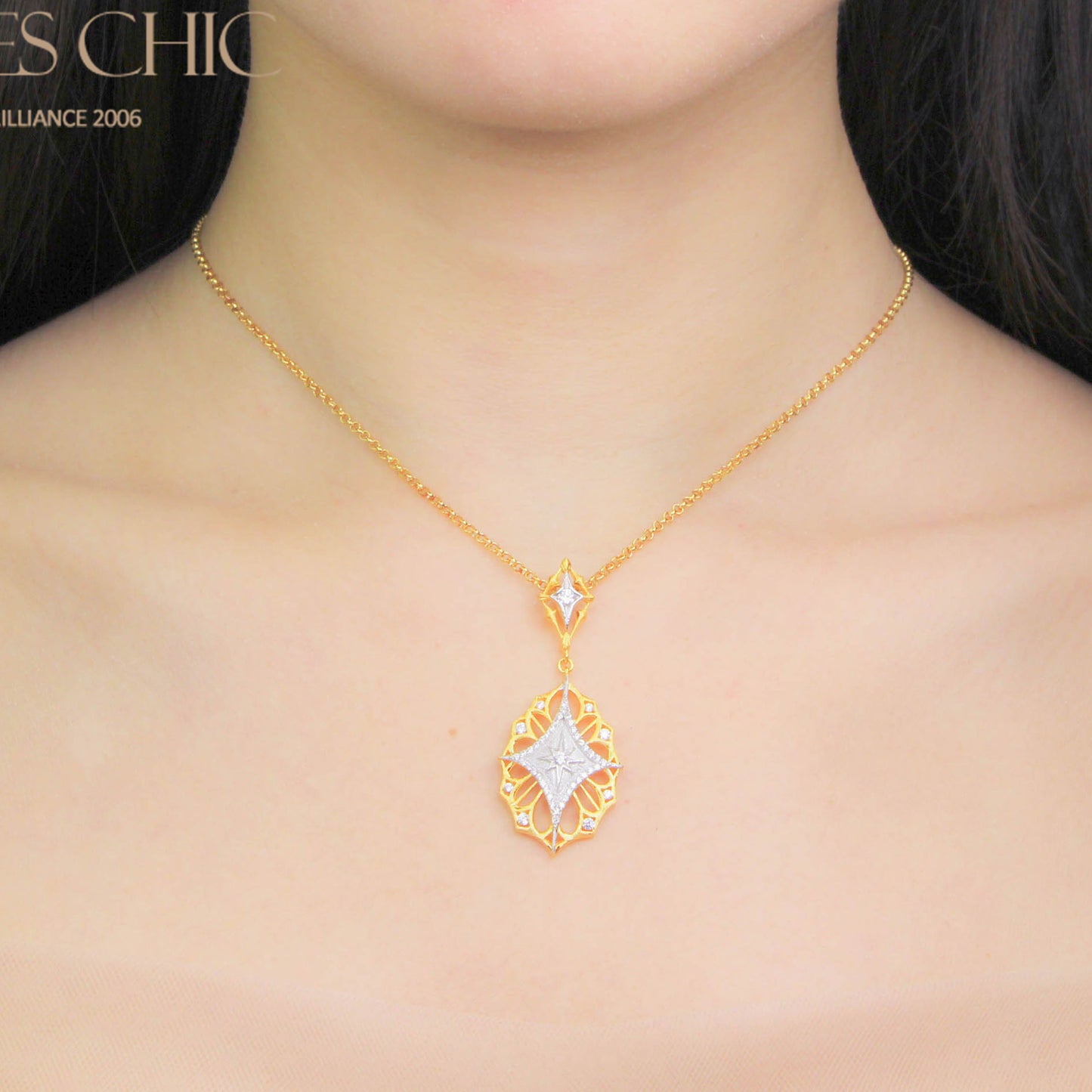 Collier trèfle étoile en filigrane 5108