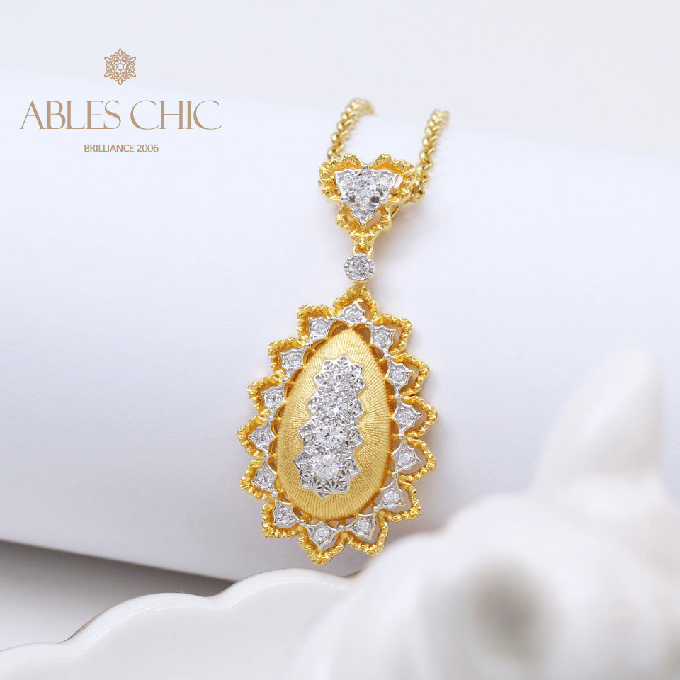 Collier étoilé en forme de larme soyeuse 5109