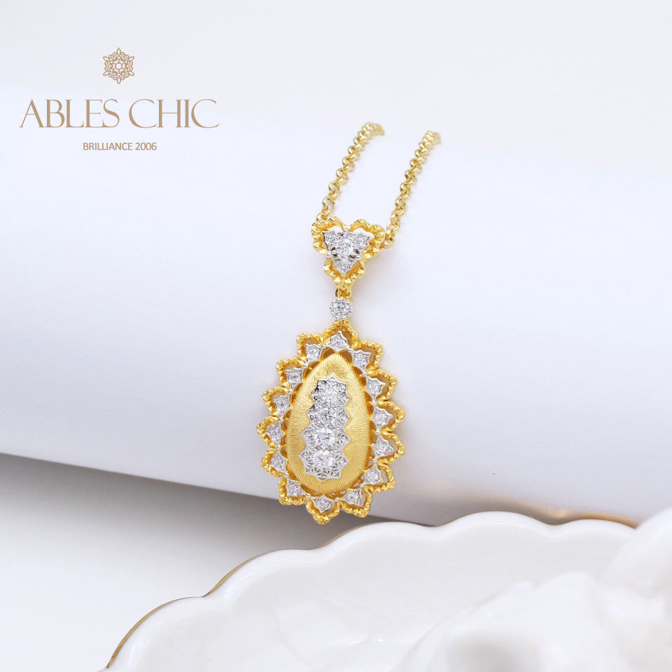 Collier étoilé en forme de larme soyeuse 5109