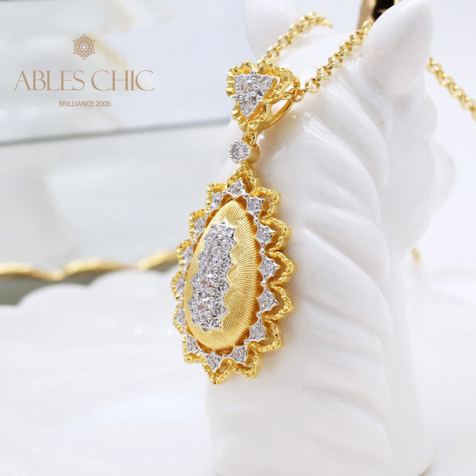 Collier étoilé en forme de larme soyeuse 5109