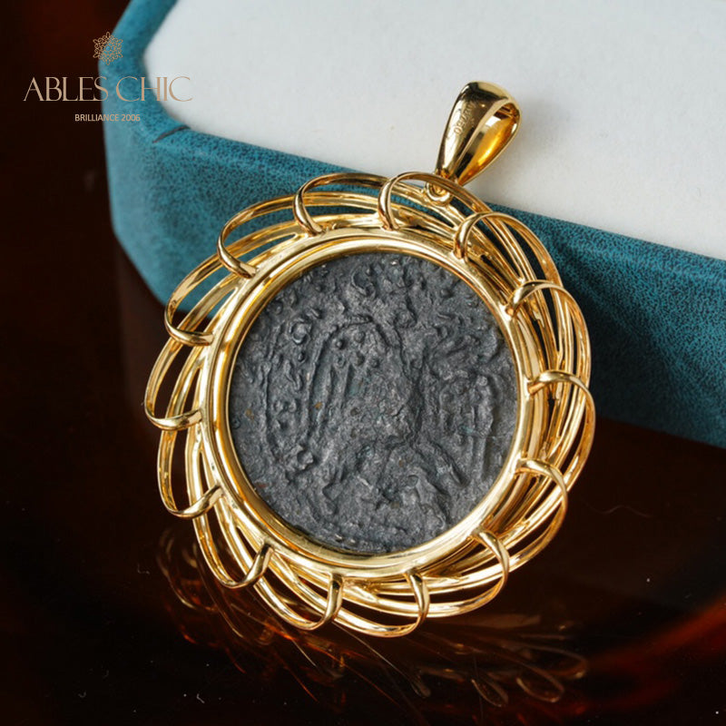 Pendentif médaillon d’artefact de lire antique uniquement