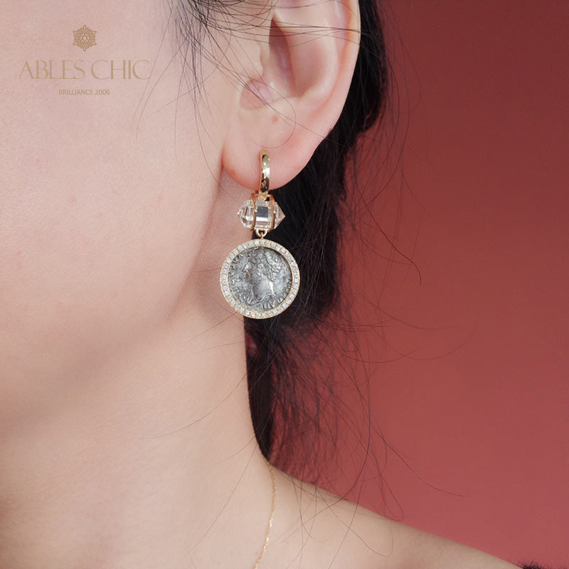 Boucles d'oreilles médaillon halo de diamants