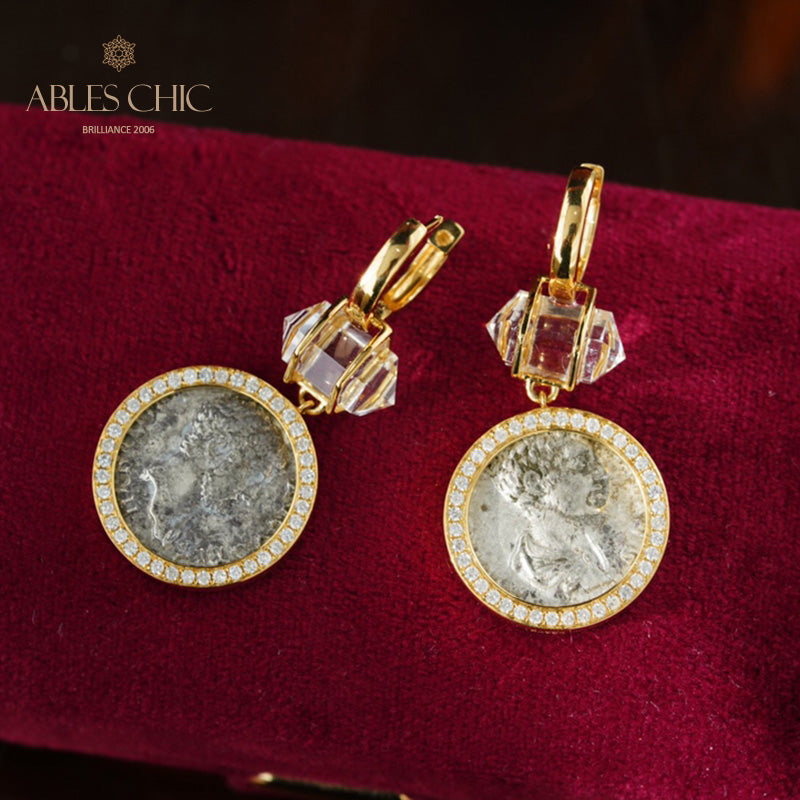 Boucles d'oreilles médaillon halo de diamants