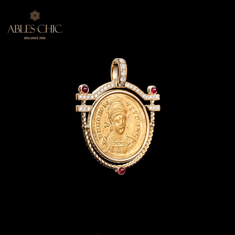 Pendentif médaillon d’artefact byzantin uniquement