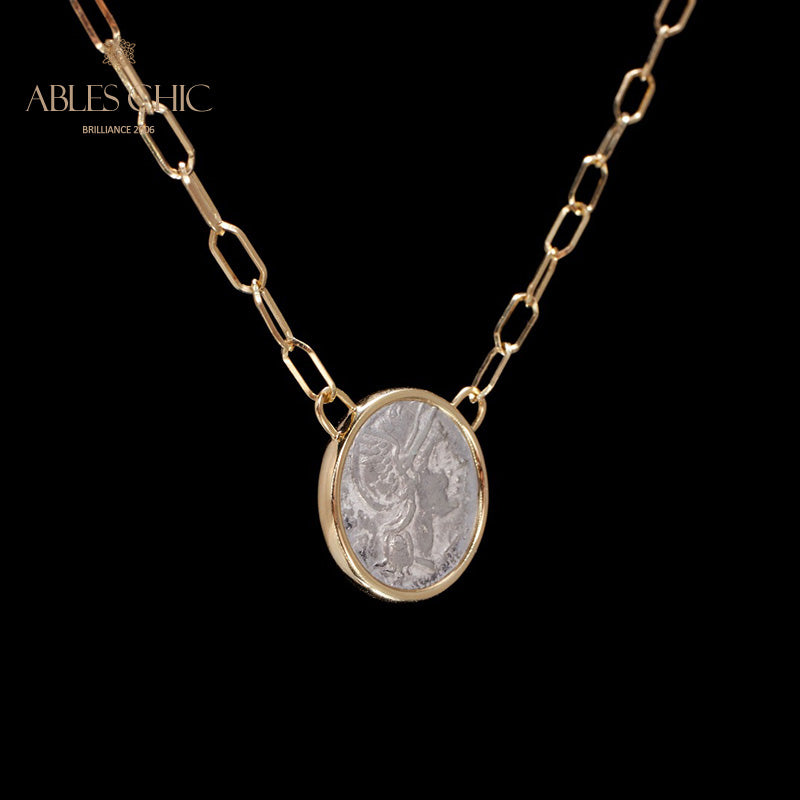 Collier de pièces de monnaie à rabat de la déesse byzantine