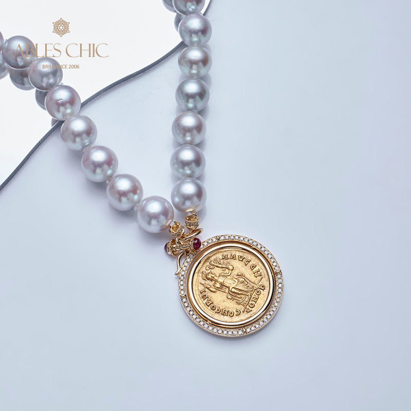 Collier médaillon réversible en perles d'Akoya et pièce de monnaie byzantine