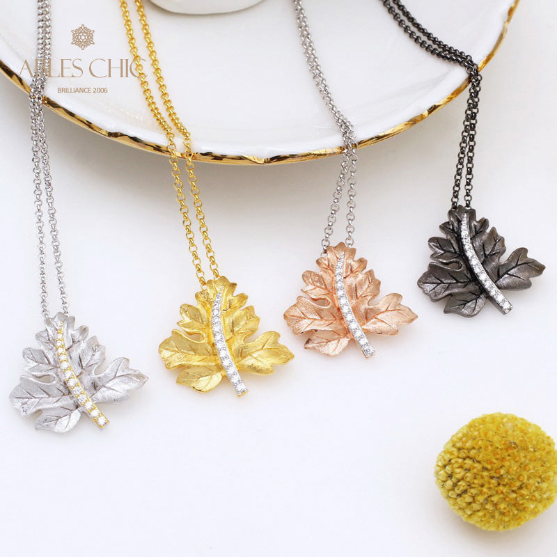 Pendentif feuille d'érable mat 5412