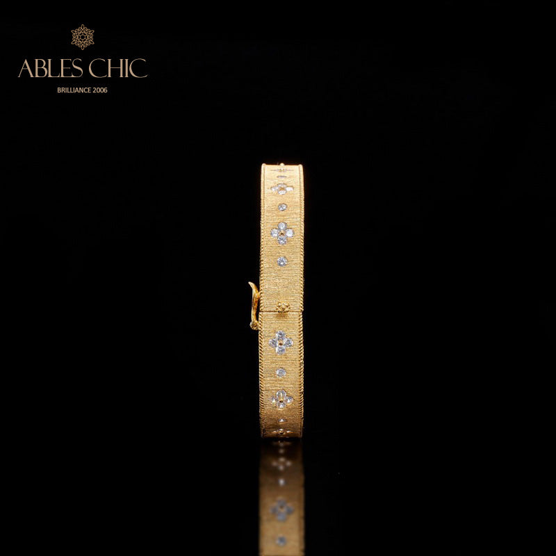 Bracelet en tissu trèfle avec zircons étoilés 5775