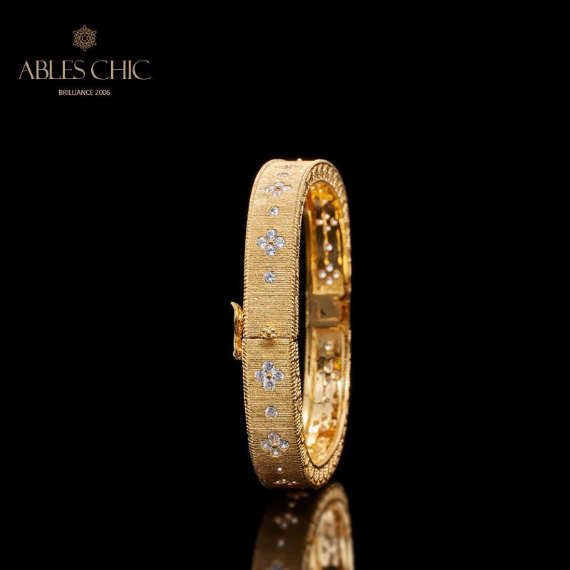 Bracelet en tissu trèfle avec zircons étoilés 5775