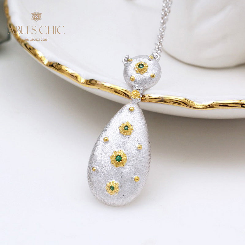 Collier floral en forme de larme soyeuse 5024