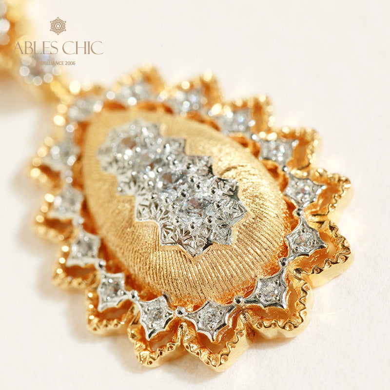 Collier étoilé en forme de larme soyeuse 5109