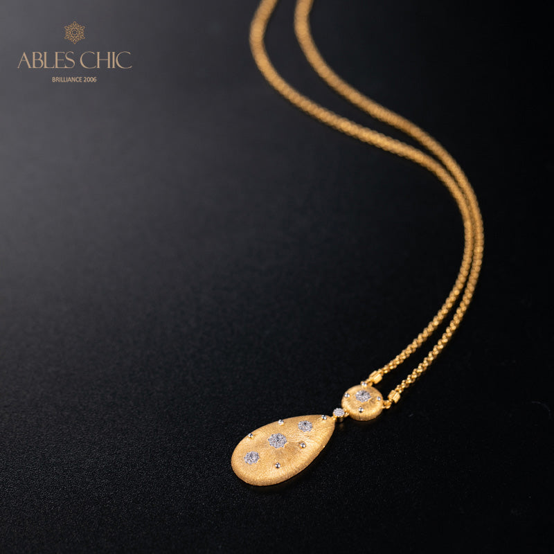 Collier floral en forme de larme soyeuse 5024
