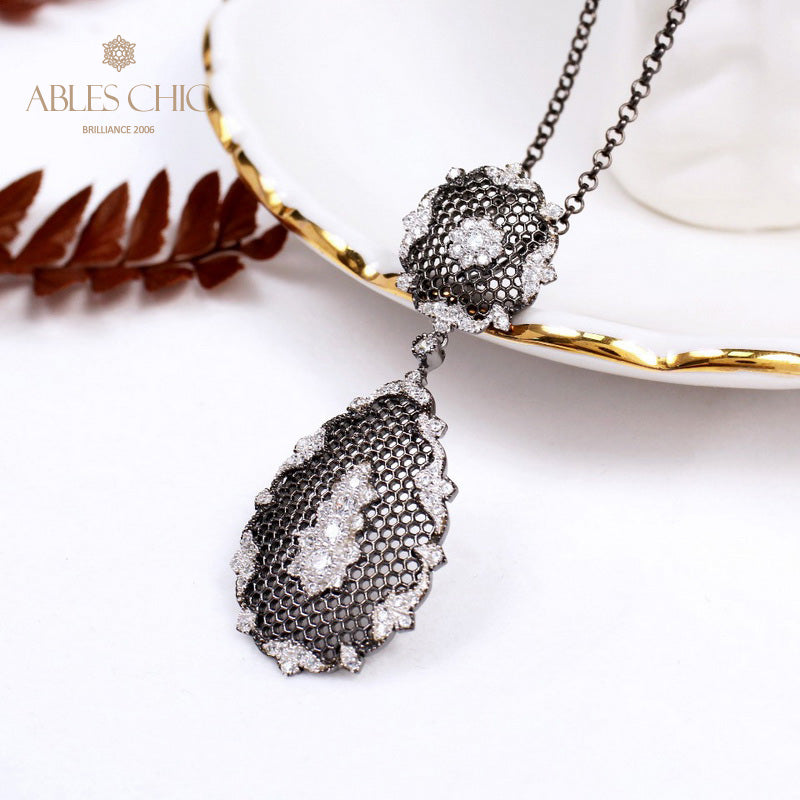 Collier en nid d'abeille floral en dentelle 5552
