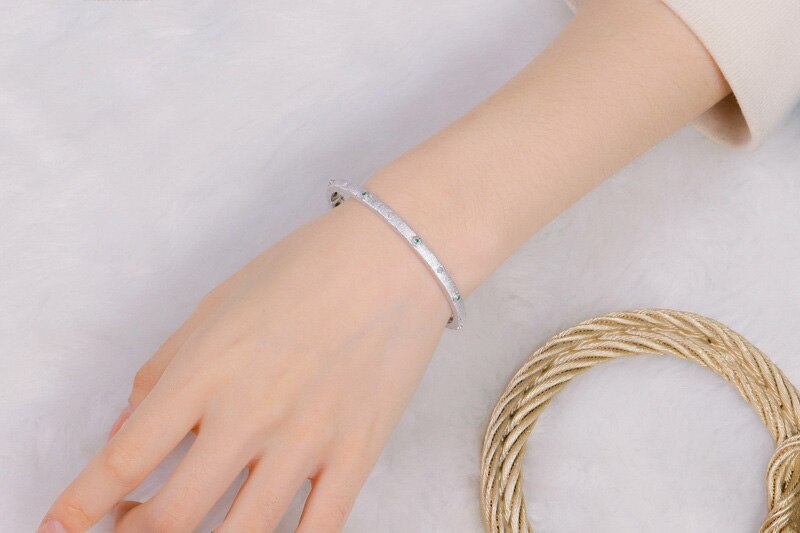 Bracelet étoiles en tissu CZ 5639