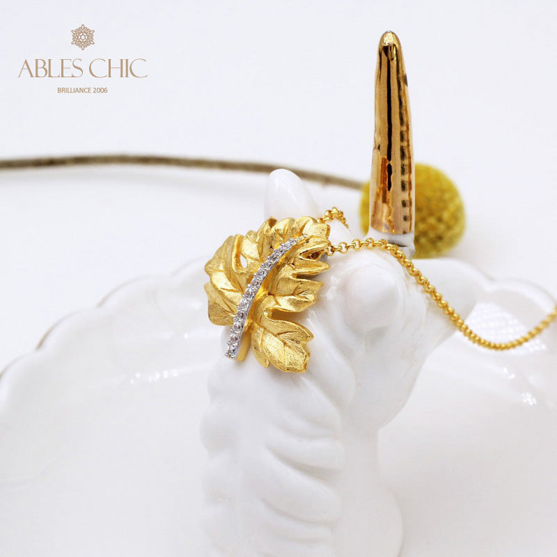 Pendentif feuille d'érable mat 5412
