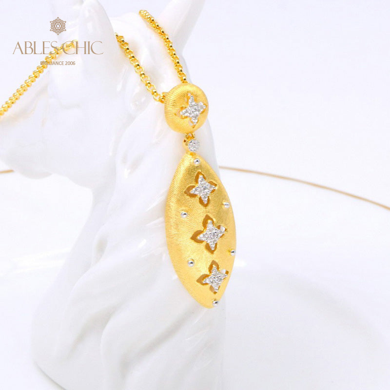 Collier ovale floral trèfle 5496